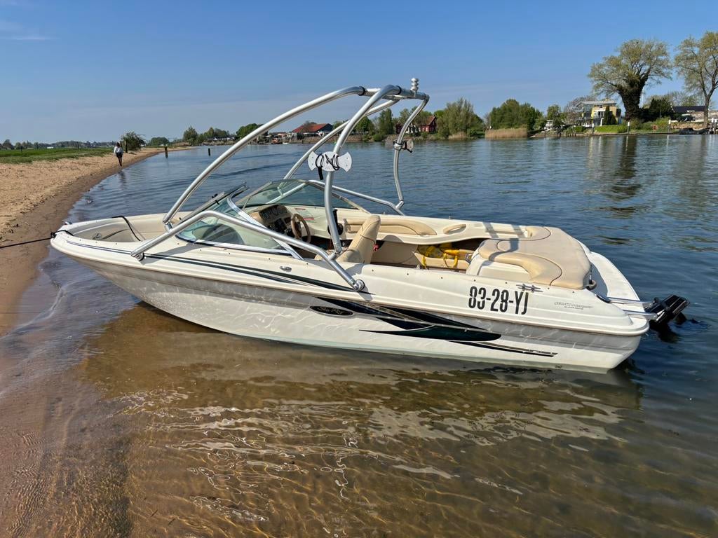 Sea-ray 180 open bow ,met mercruiser motor en trailer, Watersport en Boten, Ophalen, Binnenboordmotor, 120 tot 200 pk, Zo goed als nieuw