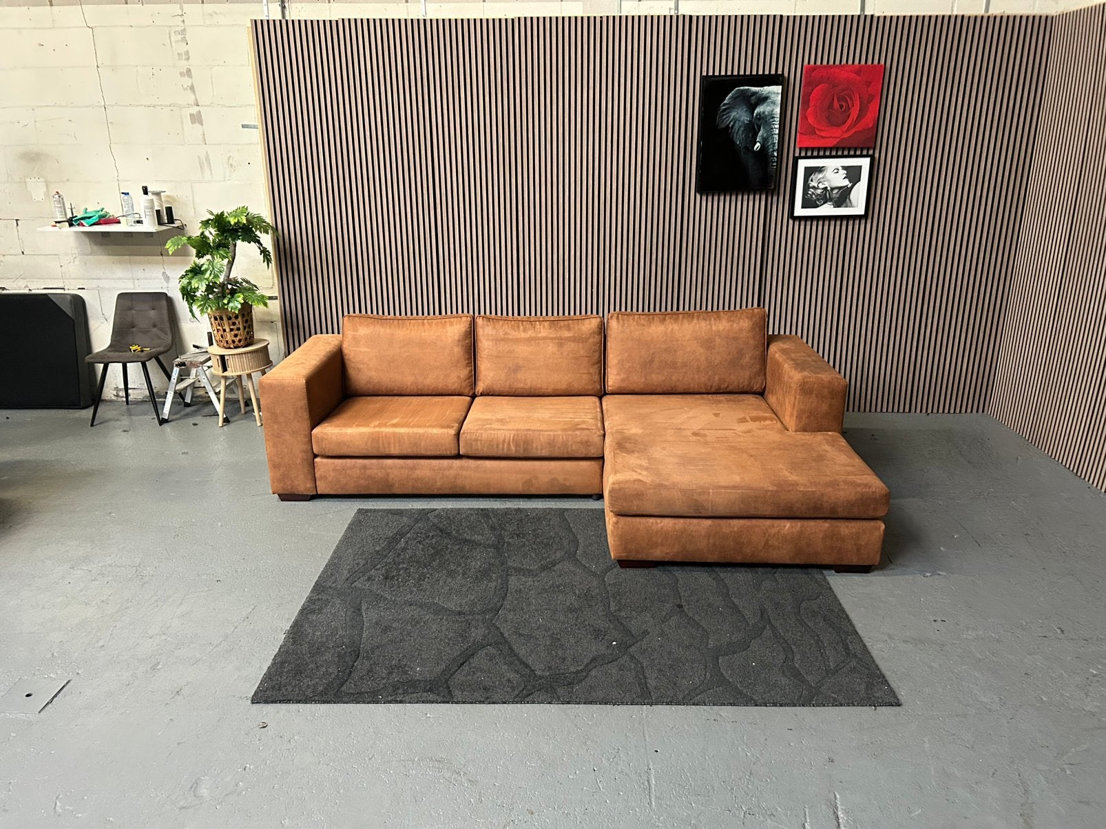 GRATIS LEVERING Loungebank Cognac 300X170 GEREINIGD