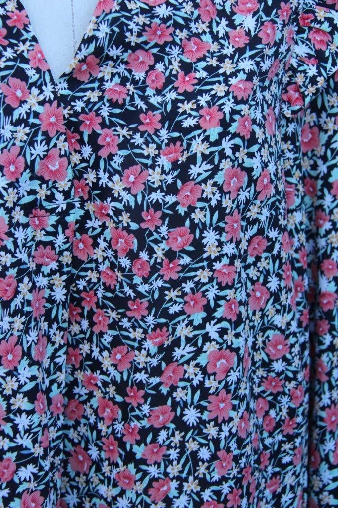 Tuniek rood/ zwart Paprika mt 2 (46) transp Vaste prijs, Kleding | Dames, Maat 46/48 (XL) of groter, Ophalen of Verzenden, Zo goed als nieuw