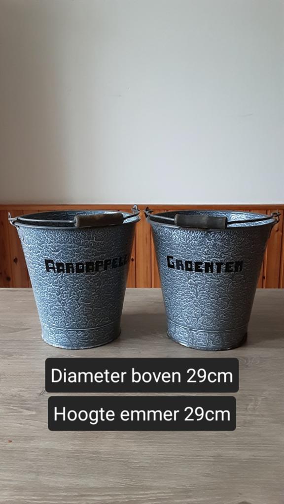 EMAILLE GRIJSGEWOLKTE AARDAPPELEN EN GROENTEN EMMER., Antiek en Kunst, Antiek | Emaille, Ophalen of Verzenden