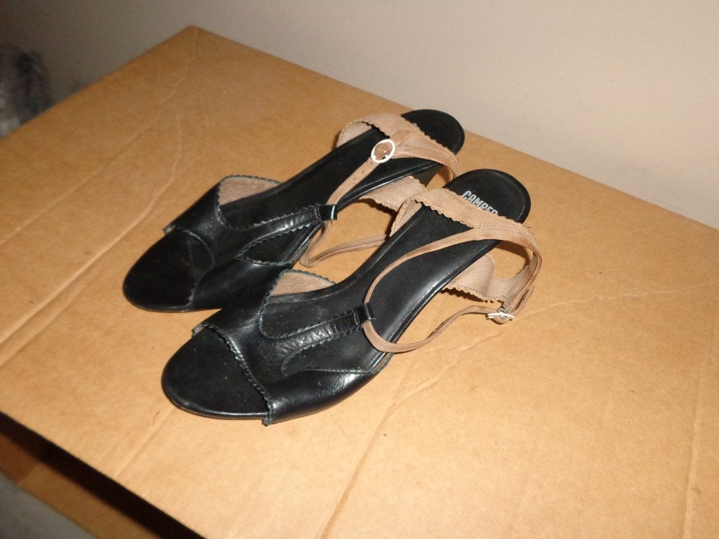 zwarte sandalen met hak van Camper. maat 40, Kleding | Dames, Schoenen, Zwart, Gedragen, Sandalen of Muiltjes, Ophalen of Verzenden