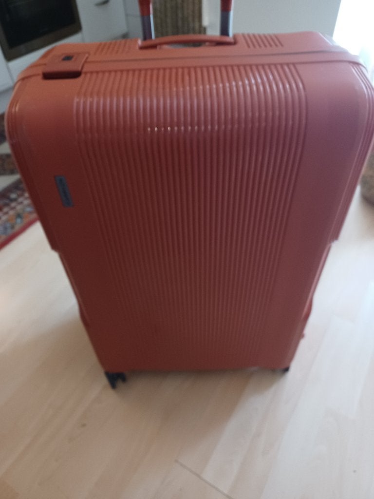 Grote Reiskoffer, Hard kunststof, 45 tot 55 cm, Zo goed als nieuw, 70 cm of meer