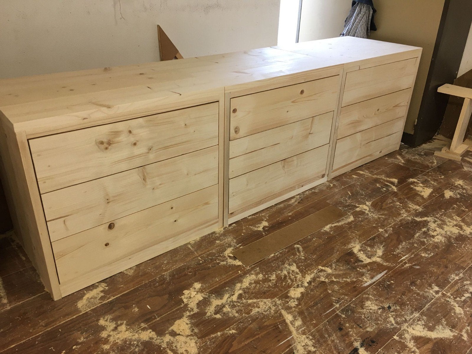 Lade kast van terug gedroogd en geschaafd hout, Ophalen, Nieuw