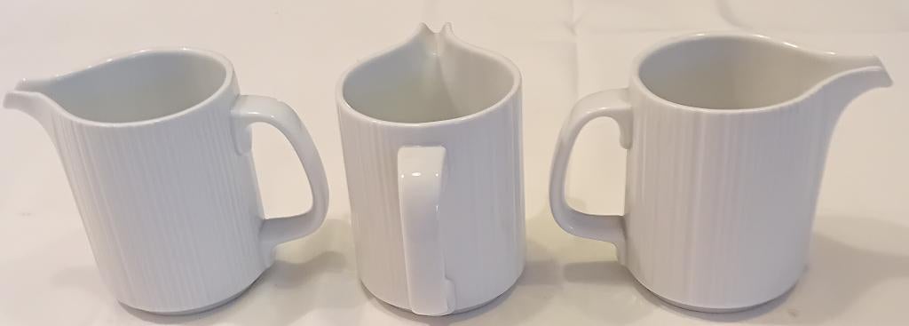 Te Koop: Drie melkkannetjes van Rosenthal, ZGAN. , Ophalen of Verzenden, Zo goed als nieuw, Kom(men), Overige stijlen