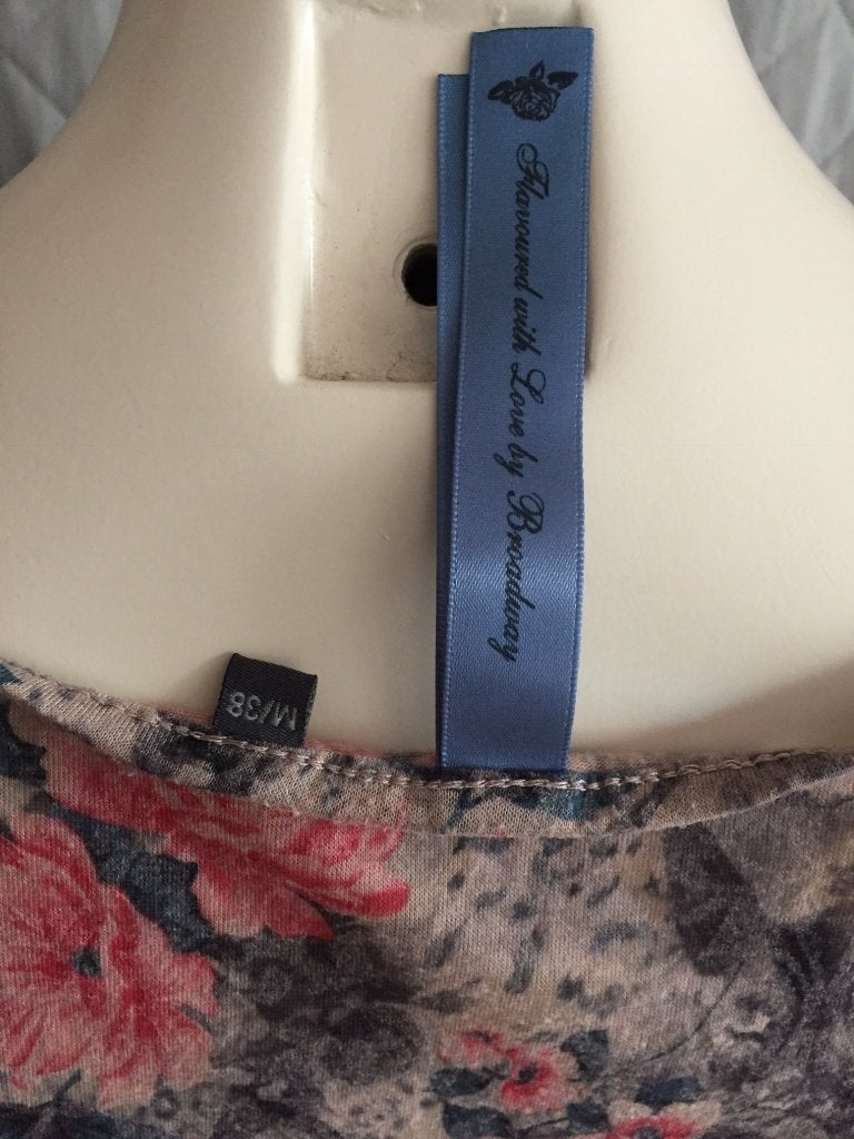 Broadway gebloemde jurk maat 38 (2B26), Kleding | Dames, Tweedehands verkoop, Ophalen of Verzenden, Grijs, Onder de knie