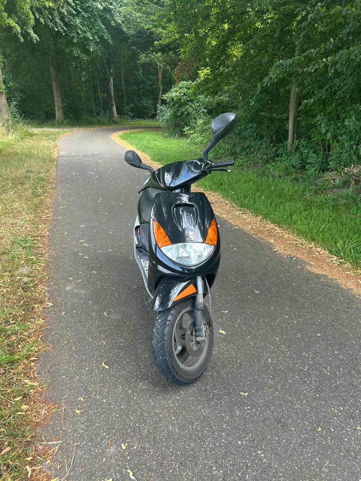 Peugeot vivacity 50cc 2 takt 2005, Fietsen en Brommers, Scooters | Peugeot, Ophalen, Zo goed als nieuw, Tweetakt, Overige modellen