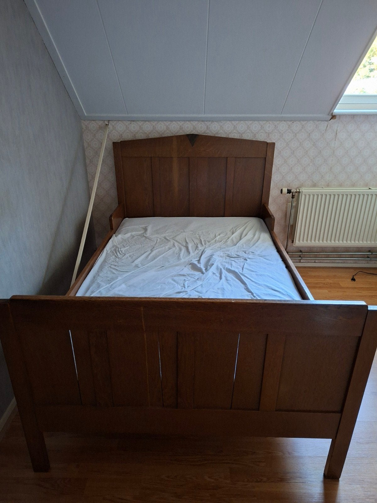 Vintage houten eenpersoonsbed, Ophalen