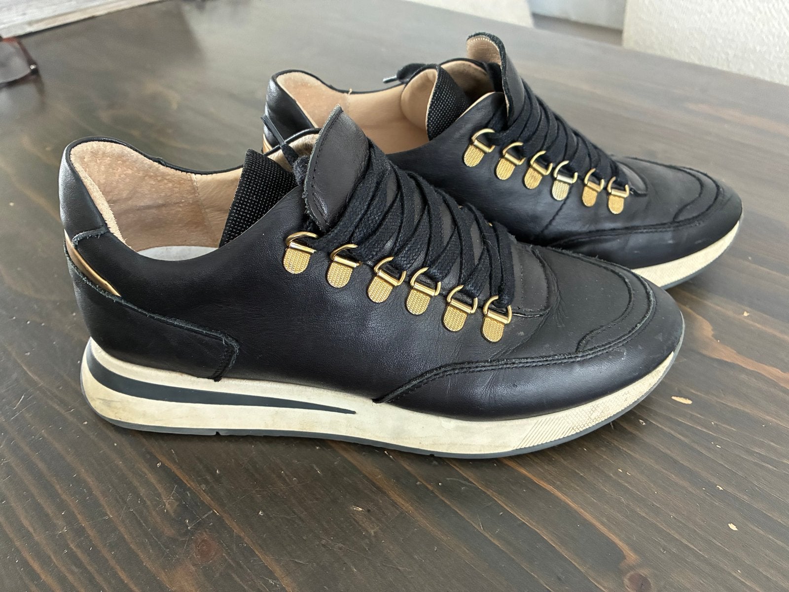 VIA VAI Zwarte Leren Sneakers Maat 38, Kleding | Dames, Ophalen of Verzenden, Zo goed als nieuw, Zwart, Sneakers of Gympen