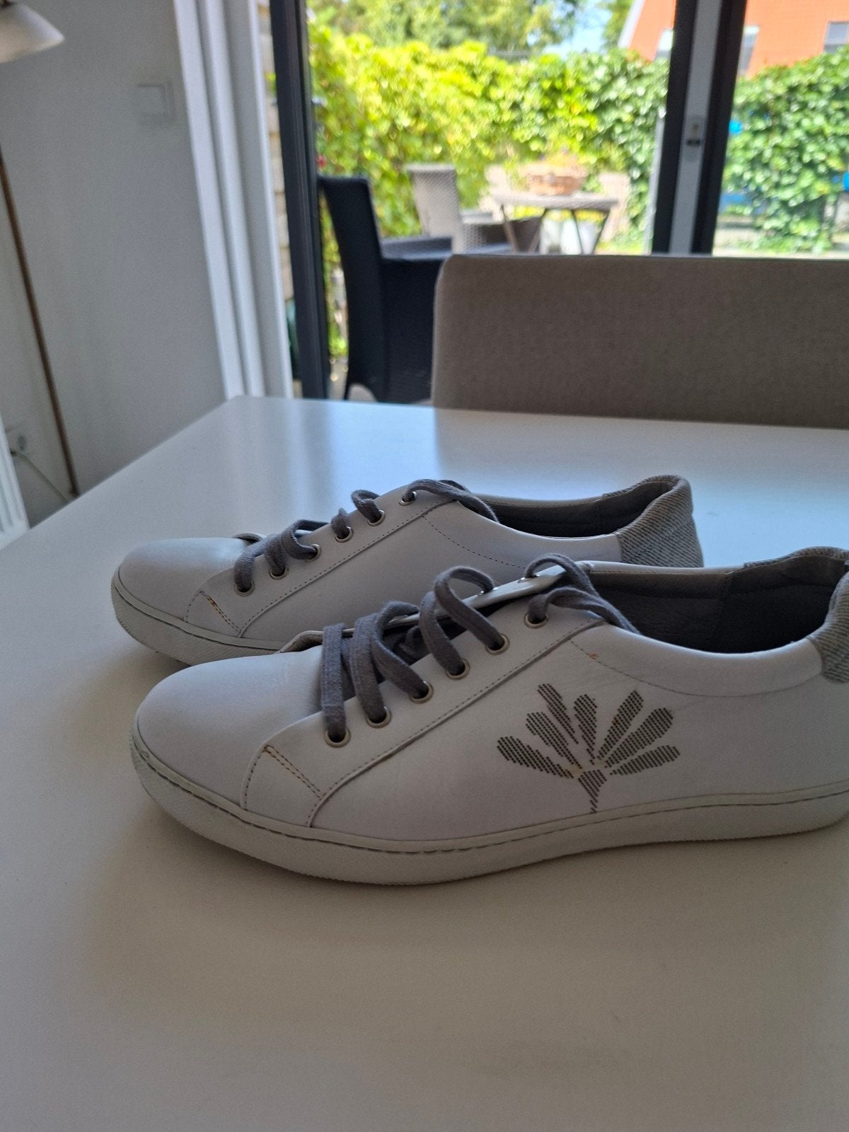 Witte sport schoenen, Ophalen of Verzenden, Schoenen