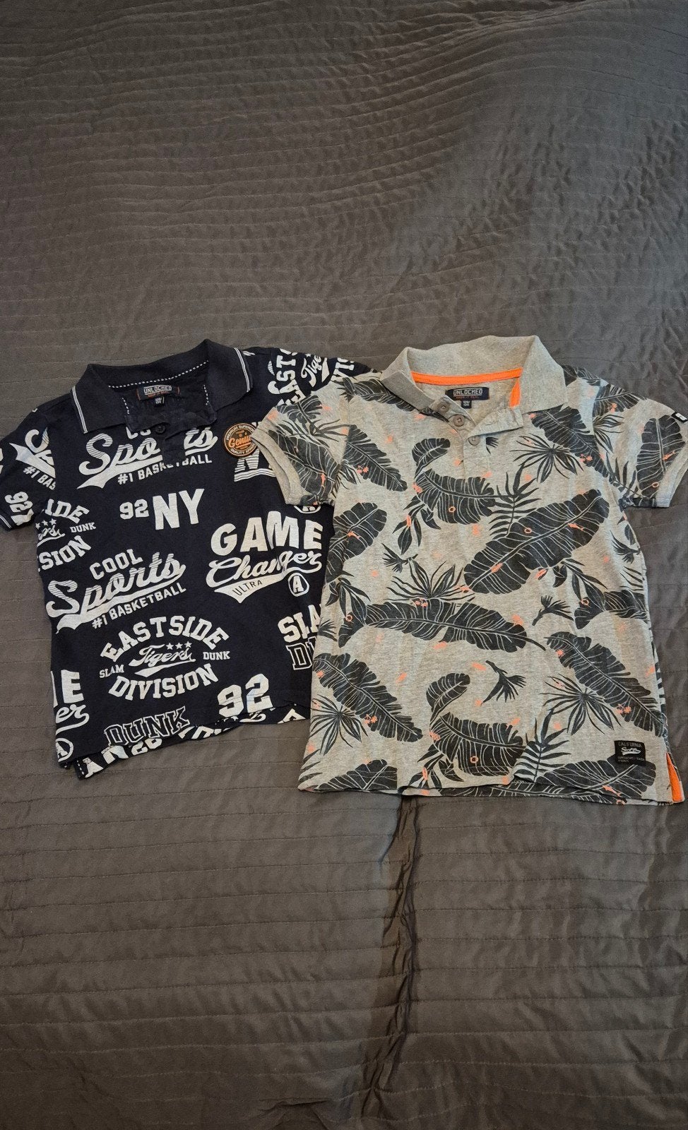 2 poloshirts Unlocked i.z.g.s. maat 128, Ophalen of Verzenden, Zo goed als nieuw, Shirt of Longsleeve, Unlocked