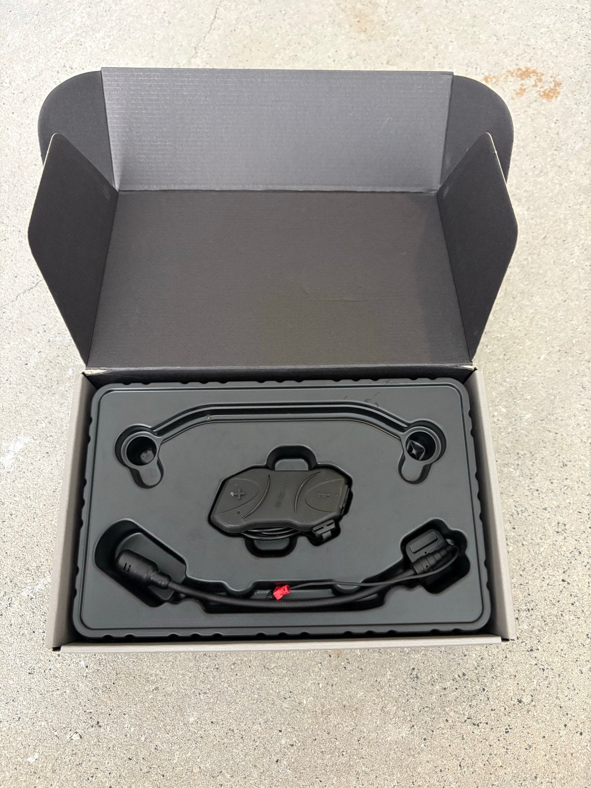 Sena 10R Bluetooth communicatiesysteem, Motoren, Ophalen of Verzenden, Zo goed als nieuw