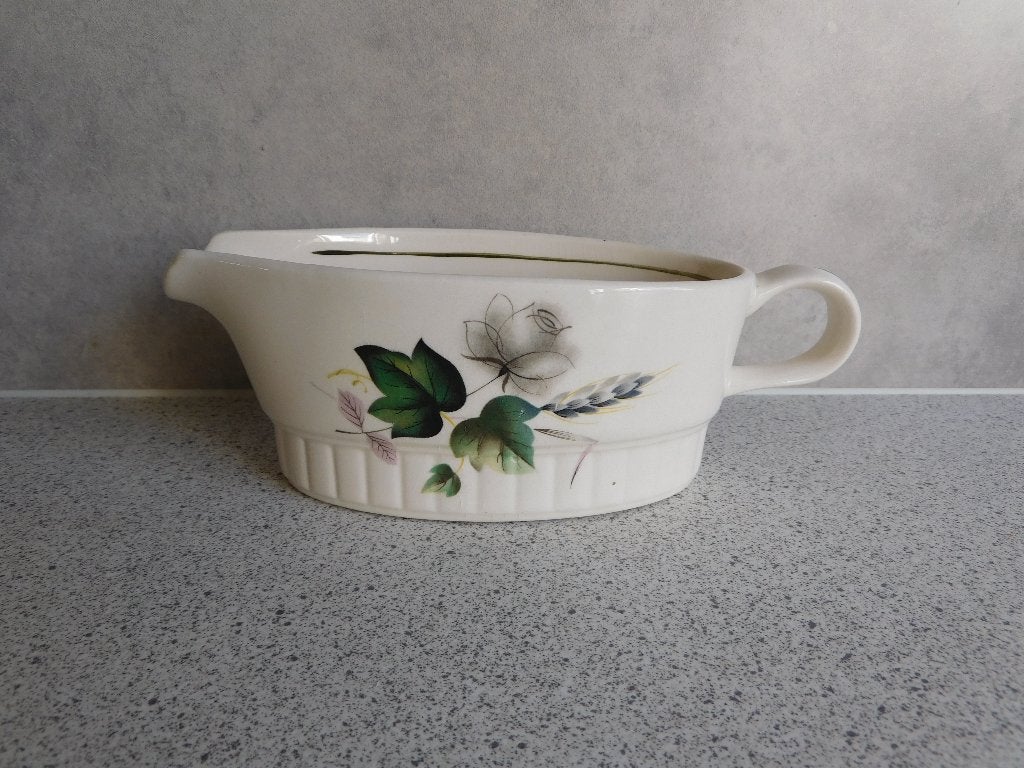 Saucière of Juskom 250 ml. Sandon Rose Palissy England, Overige merken, Overige typen, Ophalen of Verzenden, Zo goed als nieuw