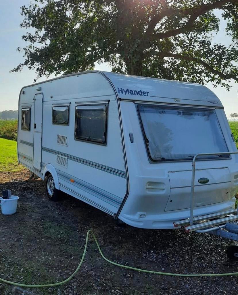 Hylander Vision 440 - Nette caravan uit 2000, Caravans en Kamperen, Overige merken, Rondzit, Omvormbare zithoek, Ringverwarming