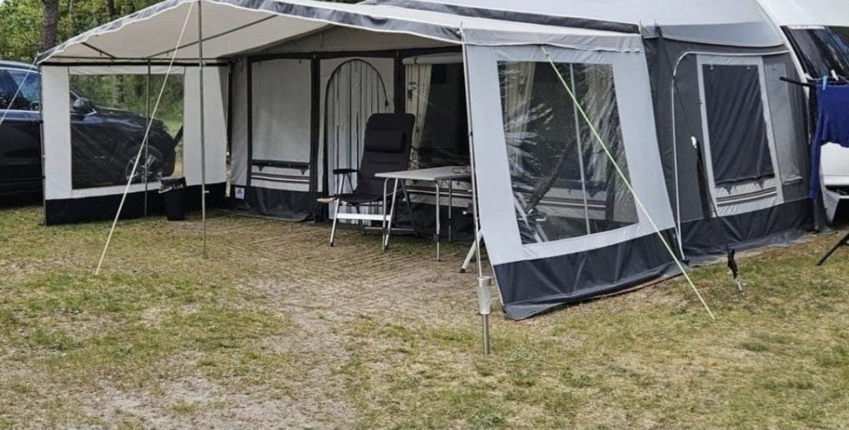 Brand Riogrande 240 met luifel, Caravans en Kamperen, Ophalen, Zo goed als nieuw, Brand
