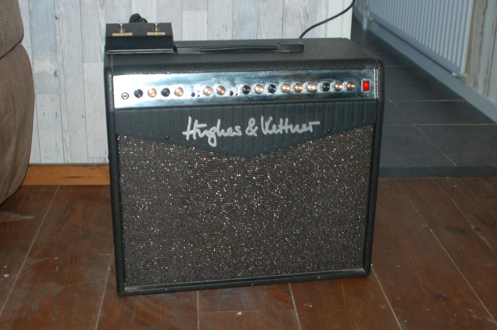 Hughes & Kettner Attax 100, Ophalen, Gebruikt, Gitaar, 100 watt of meer