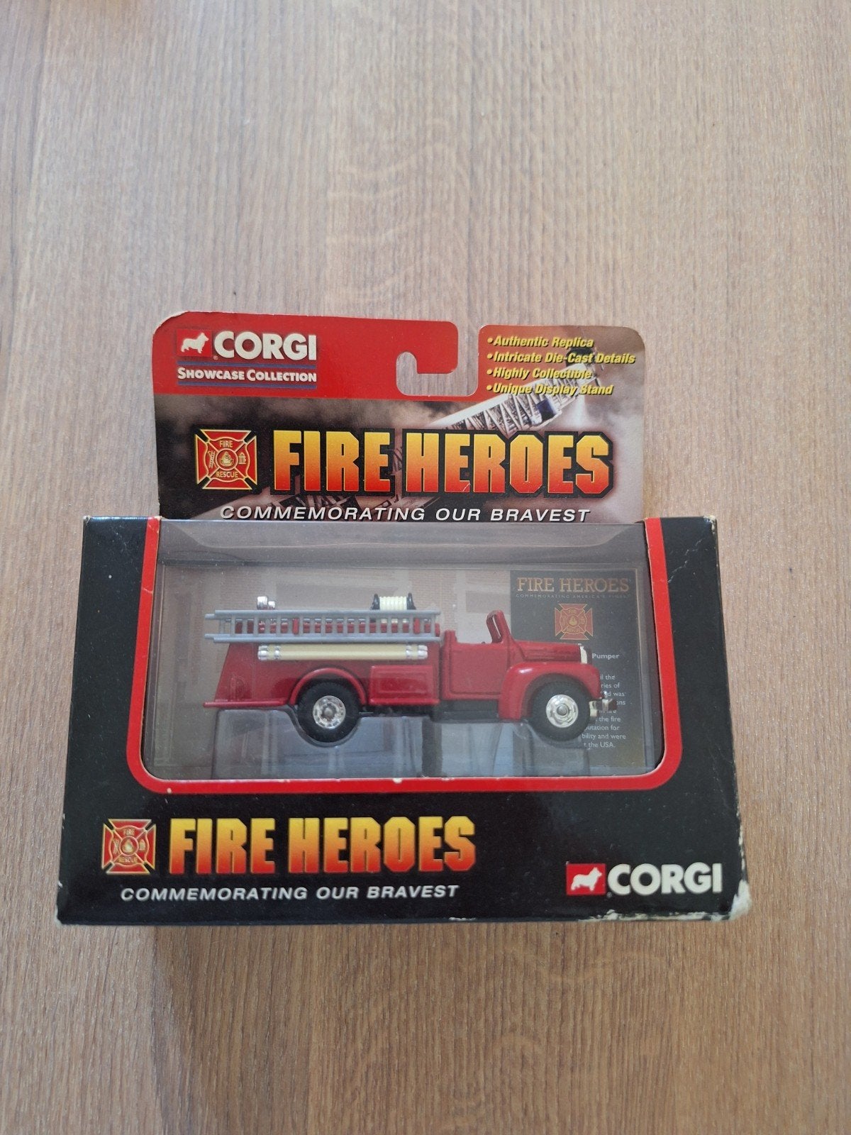 Corgi Fire Heroes - 1960 American LaFrance 900 Series Pumper, Ophalen of Verzenden, Nieuw