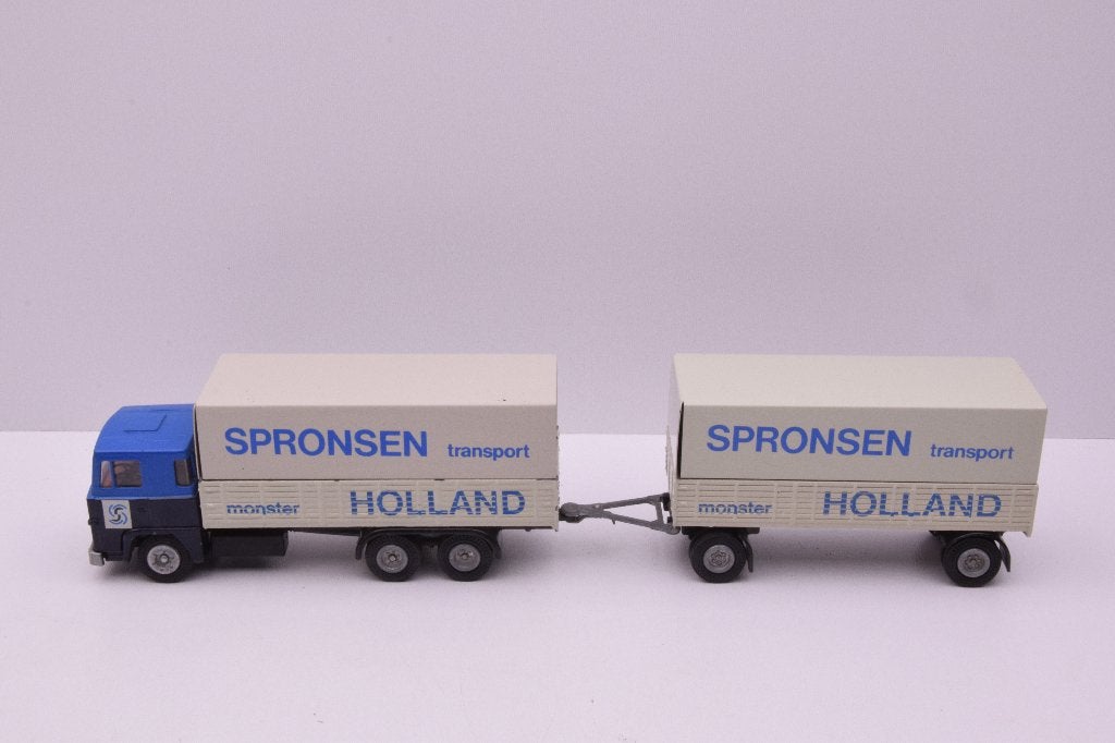 Scania 141-V8  ''  Spronsen transport - Monster ''  Tekno, Ophalen of Verzenden, Zo goed als nieuw, Bus of Vrachtwagen, Tekno