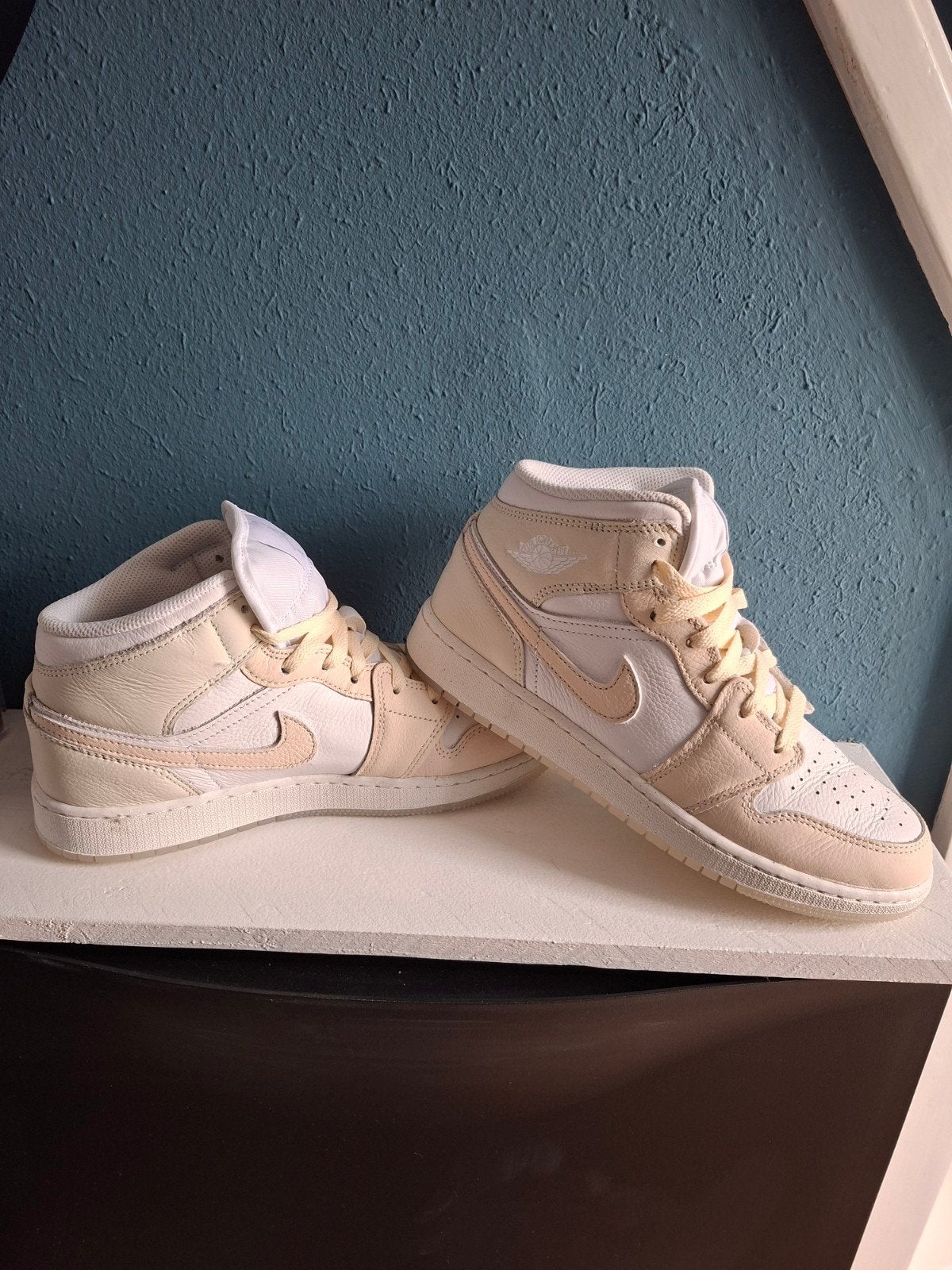 Nike Air Jordan aangeboden, Kleding | Dames, Schoenen, Ophalen of Verzenden, Zo goed als nieuw, Sneakers of Gympen