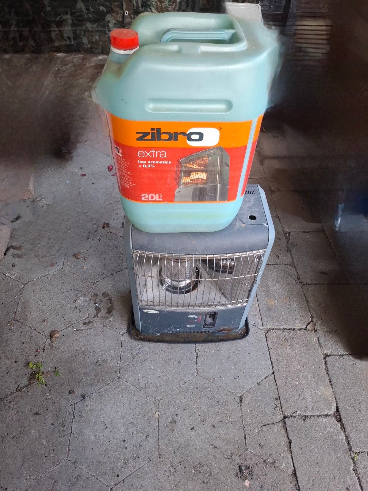 Zibro Petroleumkachel met 20L brandstof, Ophalen, Gebruikt, Overige brandstoffen, Petroleumkachel