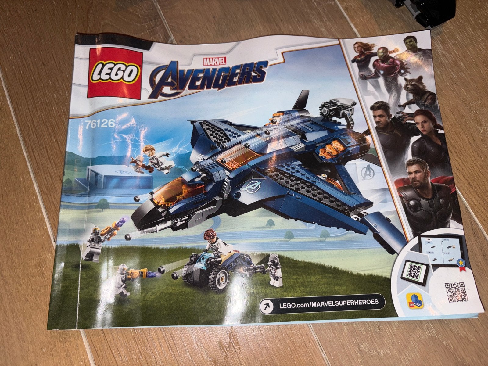 LEGO Marvel Avengers Quinjet (76126) met handleiding, Ophalen of Verzenden, Zo goed als nieuw
