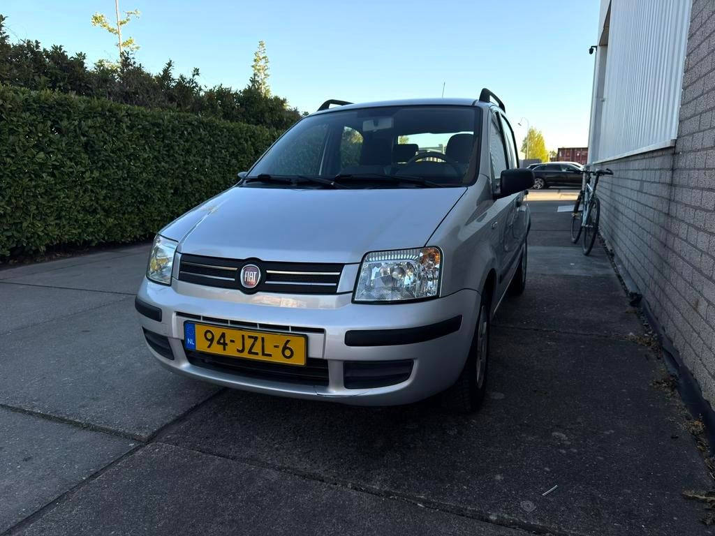 Fiat Panda 1.2 Nieuwe Distributie - Airco - Nieuwe APK - NAP, Voorwielaandrijving, Stof, 1242 cc, Origineel Nederlands