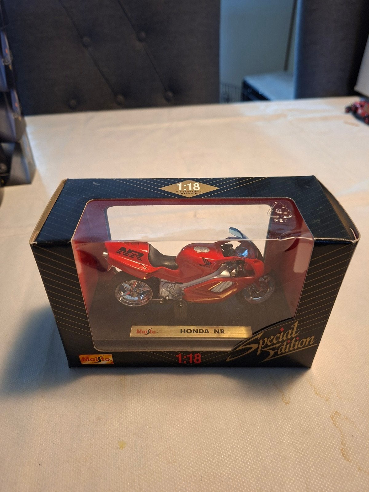 Maisto Honda NR 1:18 Special Edition modelmotor, Verzenden, Nieuw, Motor