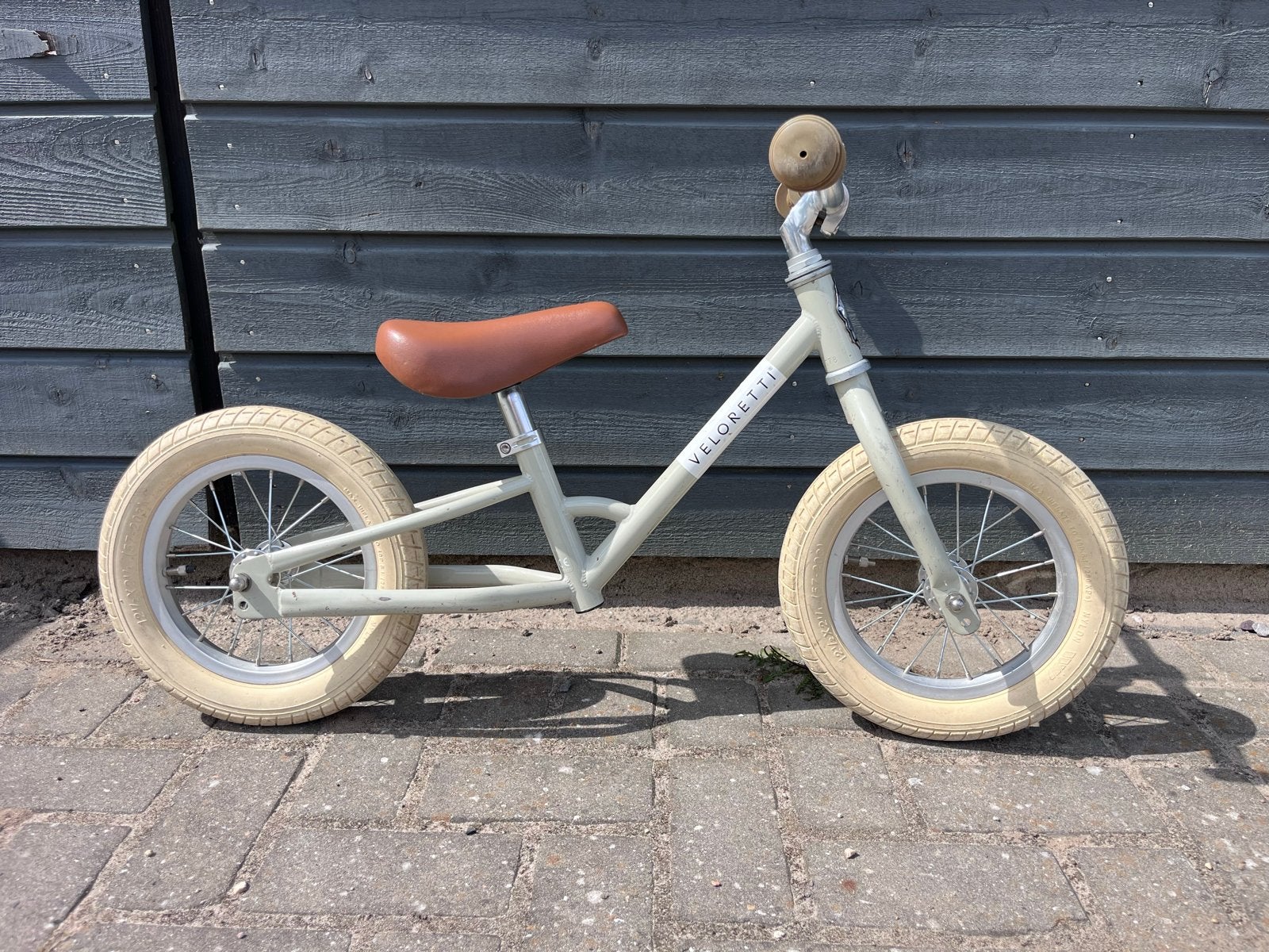 Veloretti loopfiets 12 inch olijfgroen, Ophalen, Gebruikt, Minder dan 16 inch