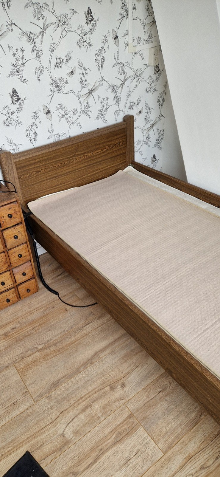 Senioren ledikant en of logeerbed, Ophalen, 90 cm, Eenpersoons, Bruin