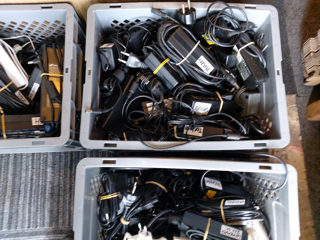 Partij 50x laptop oplader, Ophalen of Verzenden