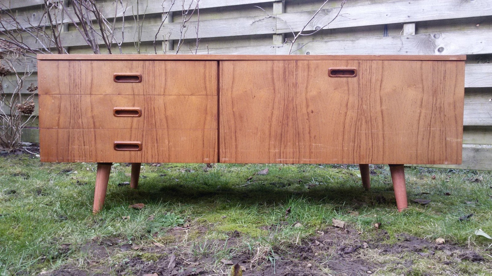 Deens Vintage retro dressoir jaren 60, Huis en Inrichting, Kasten | Dressoirs, Gebruikt, 100 tot 150 cm, Ophalen of Verzenden