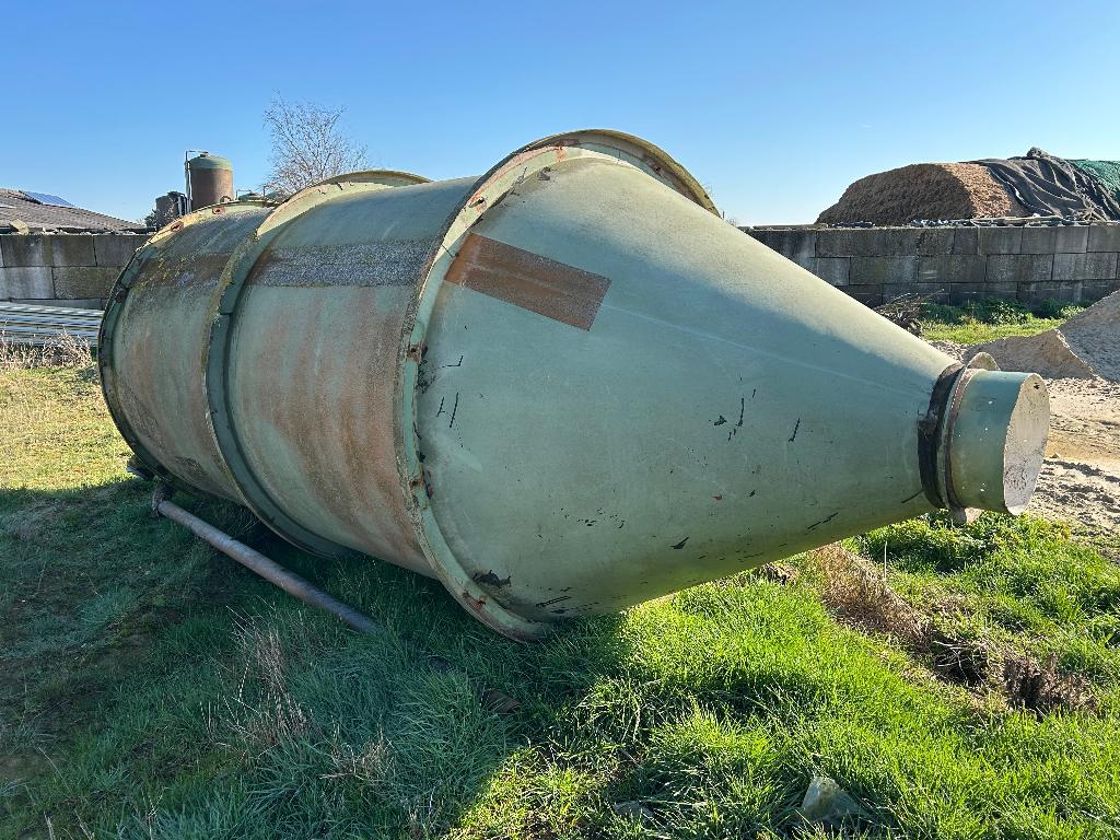 Silo, Toebehoren