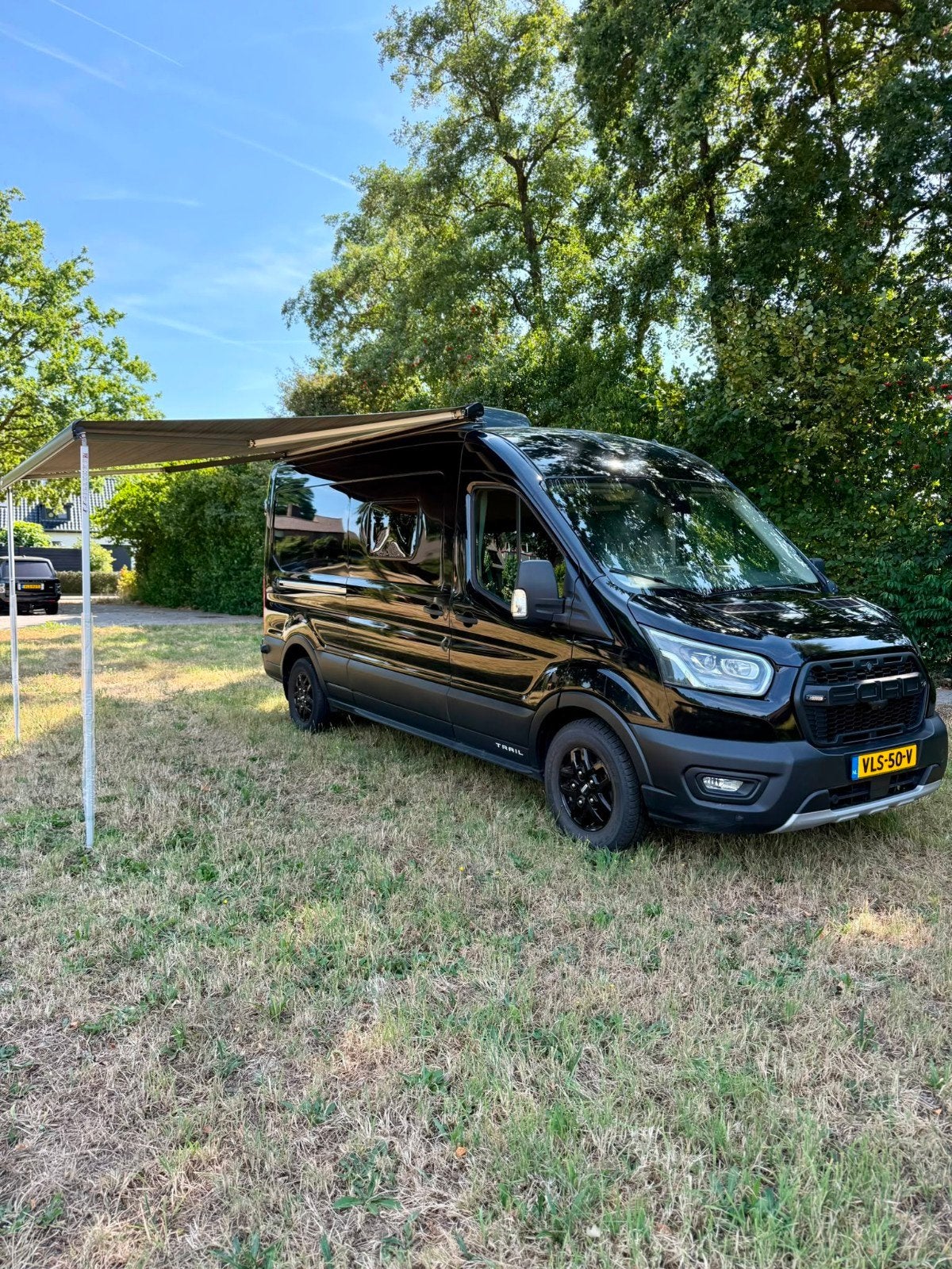 Zeer nette Buscamper met nieuwe inrichting, luifel en airco, Particulier, Buscamper of Camperbus, Overige merken