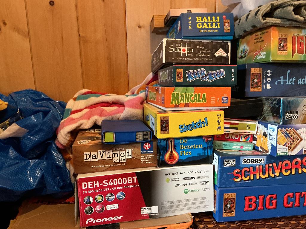 Spellen 999 games, Hobby en Vrije tijd, Gezelschapsspellen | Bordspellen, Vijf spelers of meer, Ophalen, Zo goed als nieuw, 99 games