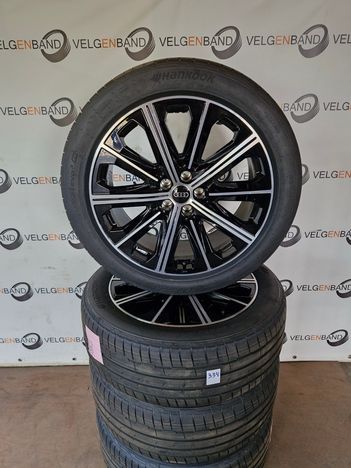 Zomerset Audi Q4 E-tron RS design F4 235 50 255 45 20 5x112, Audi, ., Banden en Velgen, Nieuw