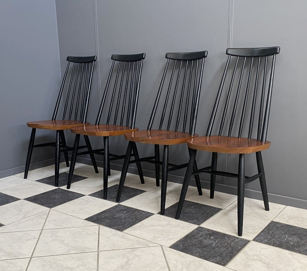60 jaren 4x Ilamari Tapiovaara hoge rug Fanett spijl stoelen, Ophalen, Zwart, Vier, Hout