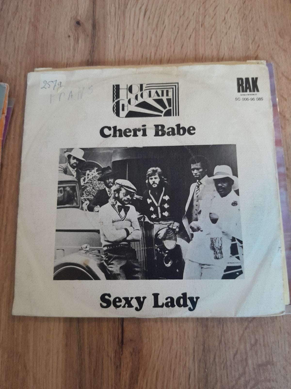 hot chocolate 7inch cheri babe, Ophalen of Verzenden, Zo goed als nieuw, Pop