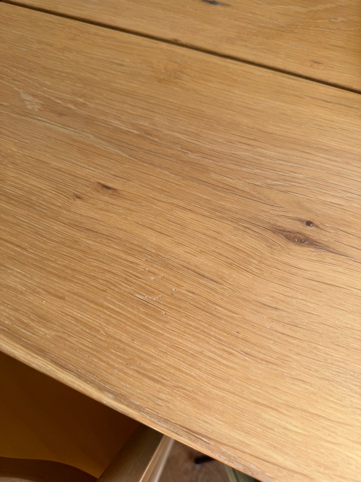 Foto 8 van Eettafel (90x190x75) met 6 groene velvet stoelen