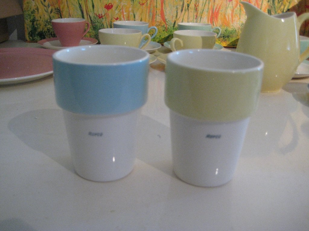 2 Pastel Regout Melkbekers Royco Blauw en Geel Sonja, Ophalen of Verzenden