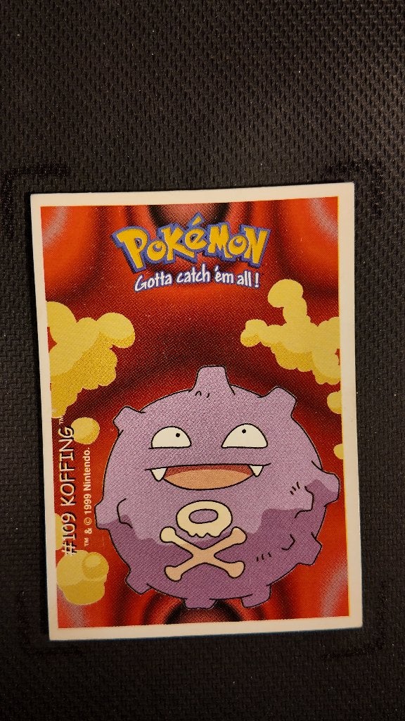 koffing 1999 109 dunkin boomer | Pokemon kaart, Ophalen, Losse kaart