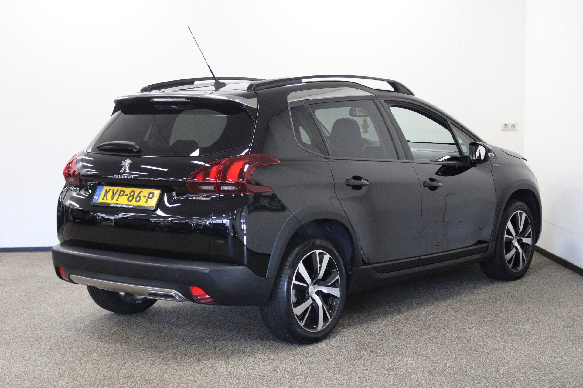 Peugeot 2008 1.2 PureTech GT-Line (bj 2019, automaat), Auto's, Euro 6, 1199 cc, 1165 kg, Leder en Stof