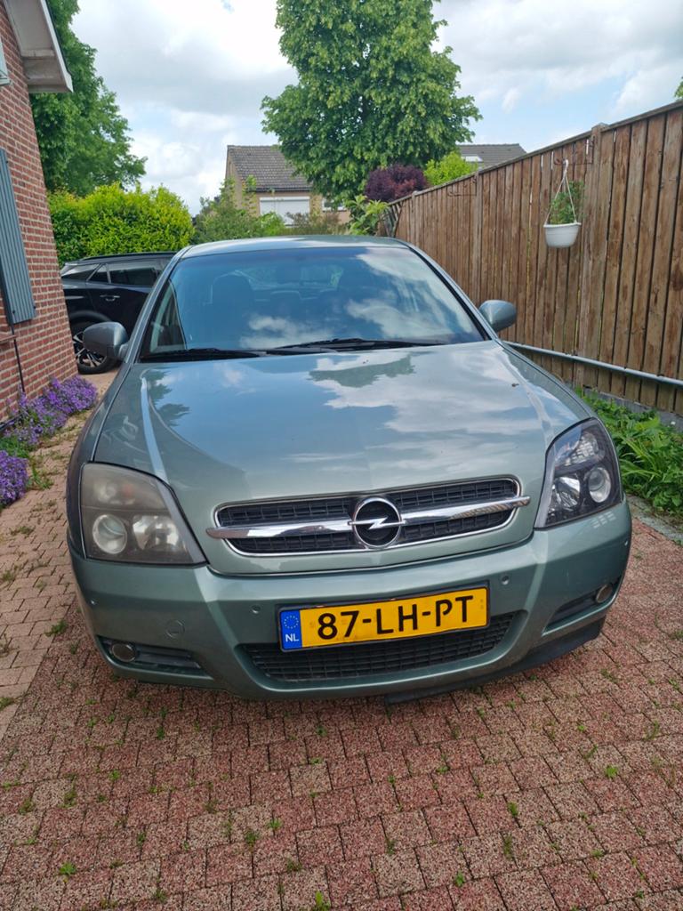 Opel Vectra 2.2 16V HB AUT 2003 Groen, Auto's, Opel, 1380 kg, 4 cilinders, 715 kg, Vectra