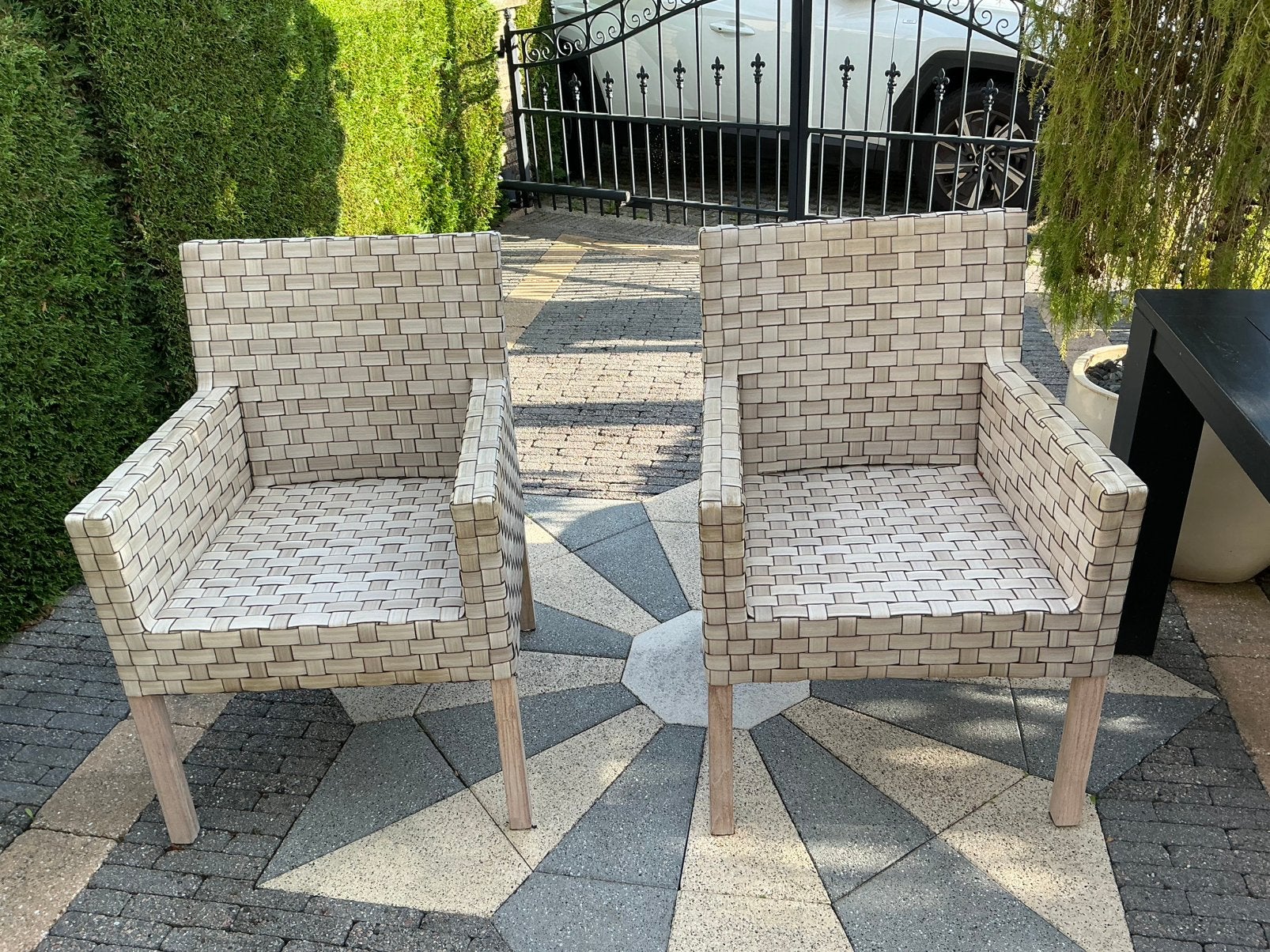 2 tuinstoelen, Ophalen, Zo goed als nieuw, Kunststof