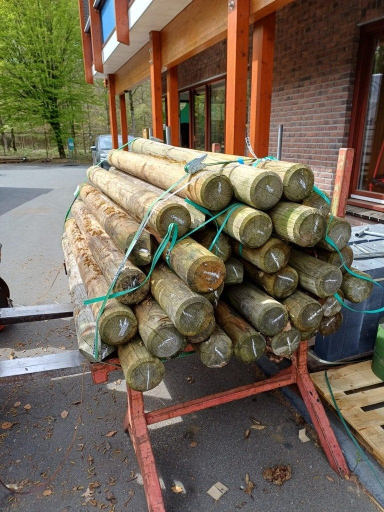 palen 200cm kop 14, gefreesd, gepunt en gekruind nr. 703, Ophalen, Zo goed als nieuw, 250 cm of meer, Palen
