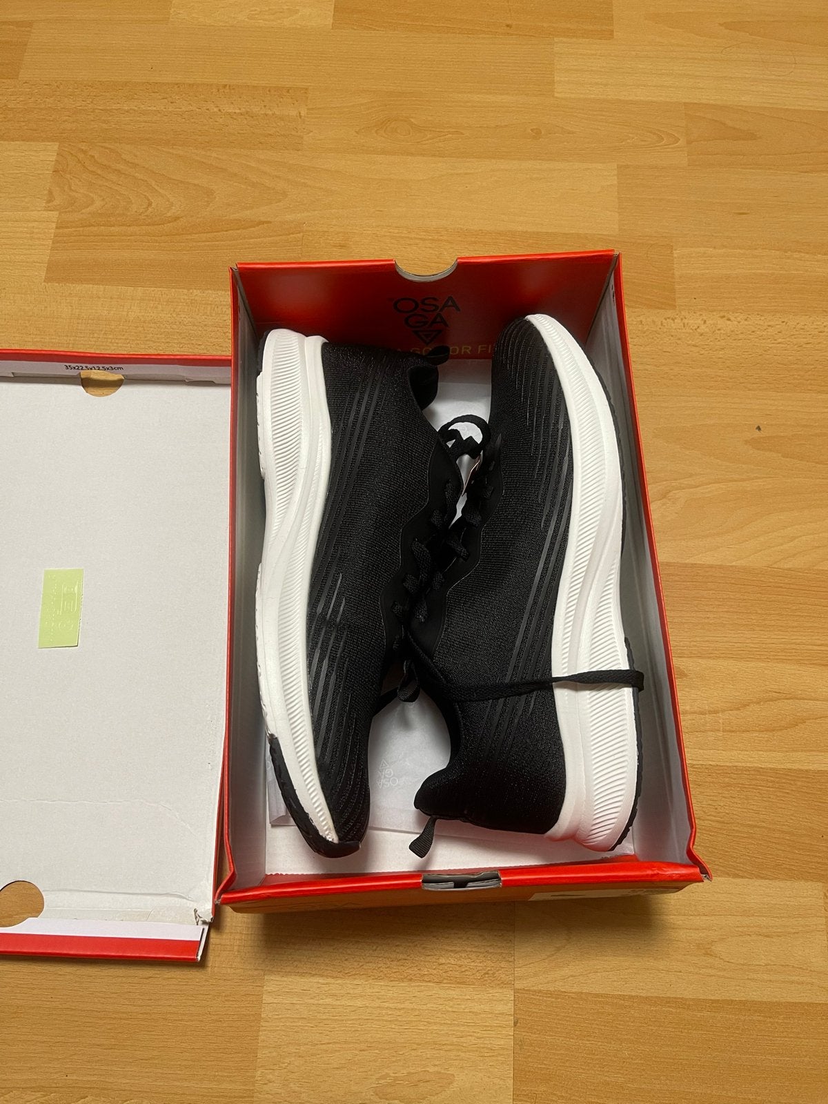 Osaga Training Sneakers - Zwart, Maat 46, Ophalen of Verzenden, Nieuw, Zwart, Sneakers of Gympen