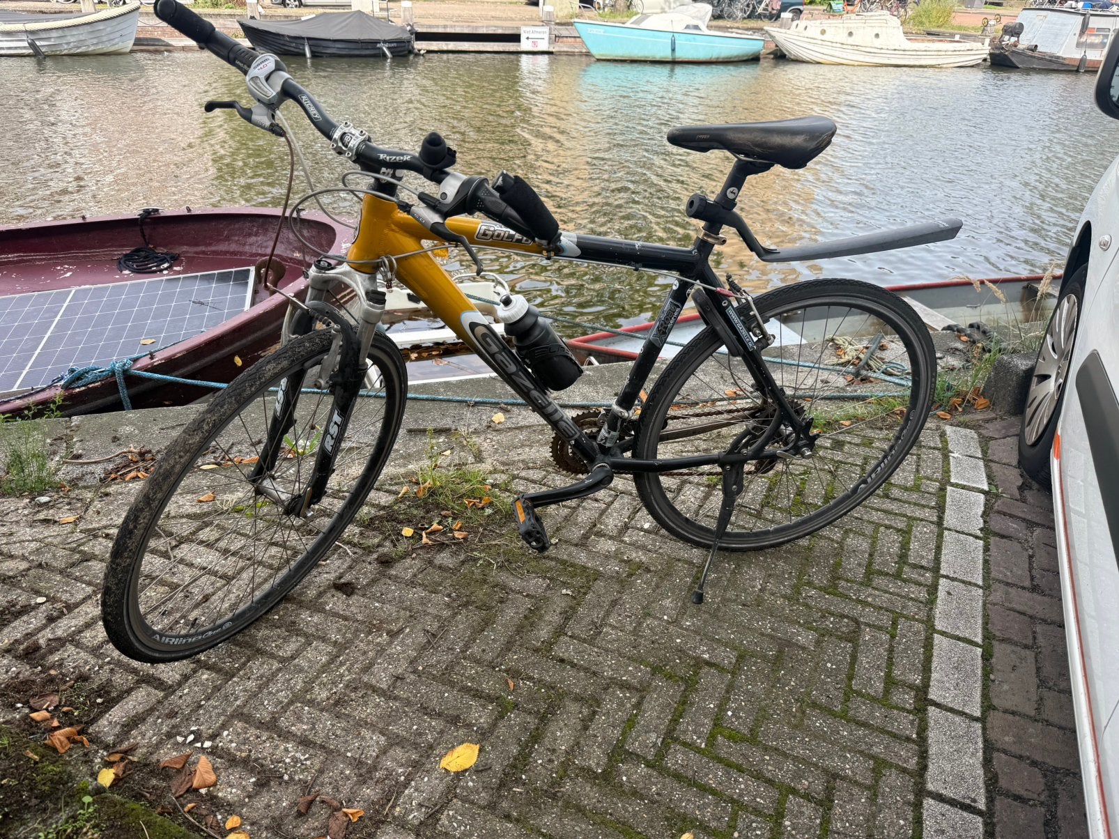 Opknapfiets met meedere fietsonderdelen, Fietsen en Brommers, Ophalen, Gebruikt, Vering, 10 tot 15 versnellingen