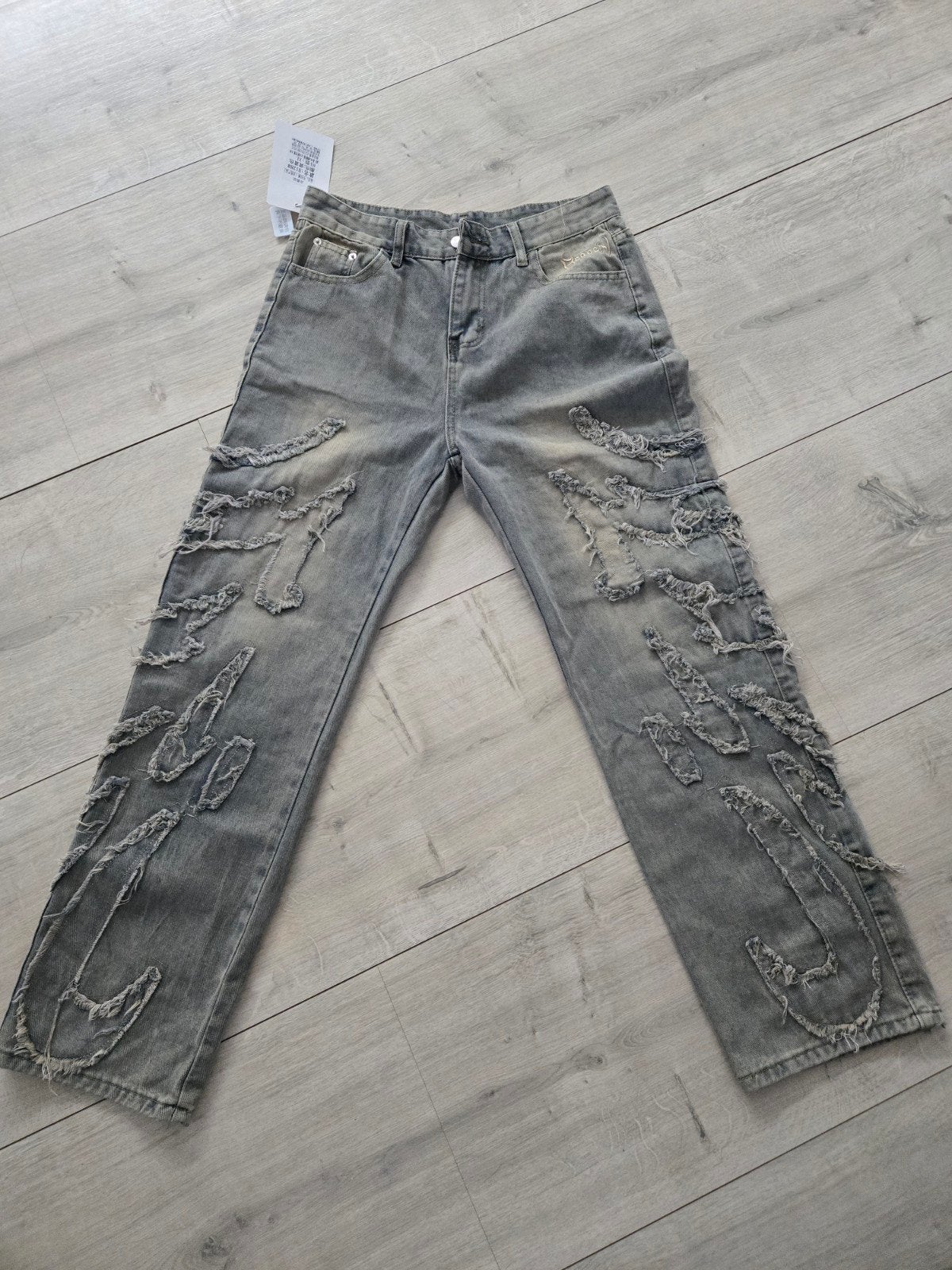 Nieuwe grijze jeans met opzetstukken, Ophalen of Verzenden, Nieuw, Grijs, Overige jeansmaten