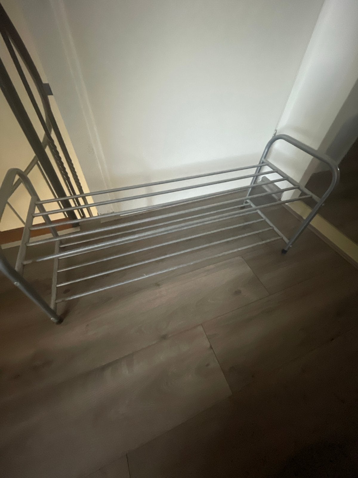 Metalen schoenenrek - Grijs, Huis en Inrichting, Kasten | Schoenenrekken, Ophalen, Gebruikt