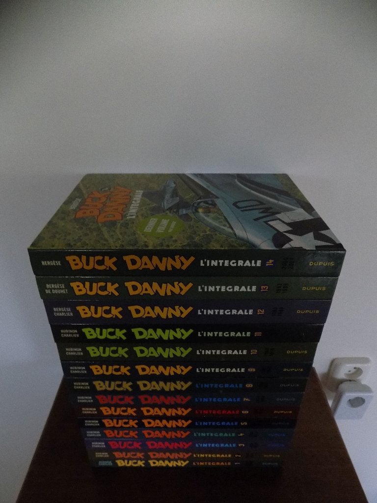 Buck Danny ~ Complete serie Integrale HC's 1 t/m 14 [Frans], Complete serie of reeks, Ophalen of Verzenden, Zo goed als nieuw