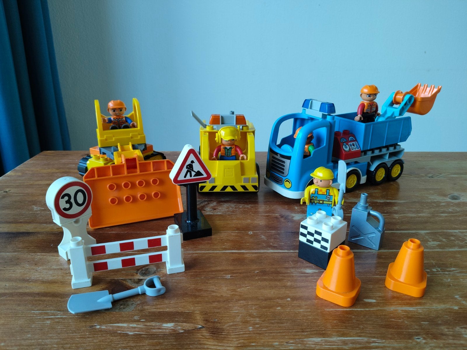 Duplo bouwplaats voertuigen, Kinderen en Baby's, Speelgoed | Duplo en Lego, Ophalen of Verzenden, Gebruikt, Duplo