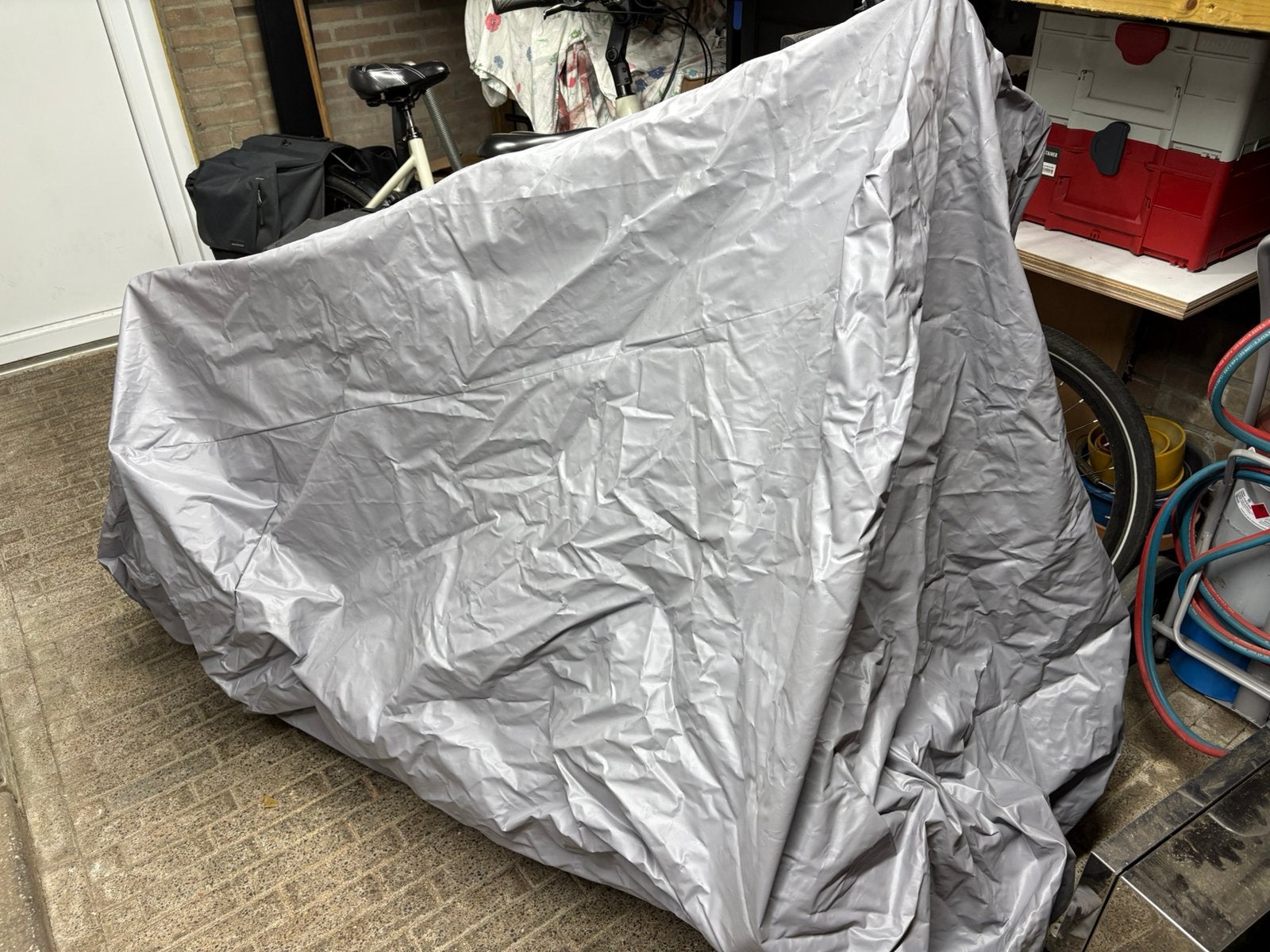 Degelijke  motor afdekhoes kleur grijs, Ophalen, Gebruikt
